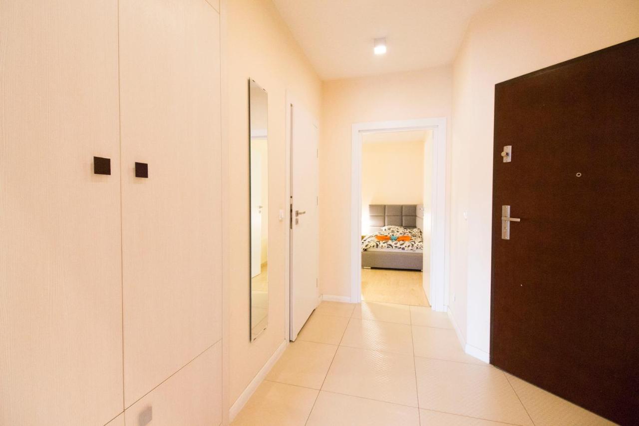 Apartments 4 You Krawiecka Wroclaw Bagian luar foto